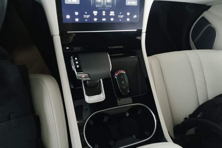 Used Li Auto ONE 2020 Extended-Range 6-Seater Version Gear Lever