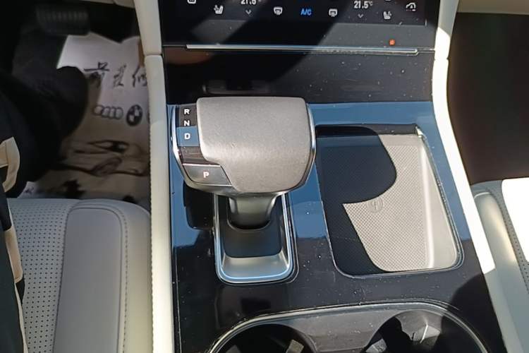 Used Li Auto ONE 2020 Extended-Range 6-Seater Version Gear Lever