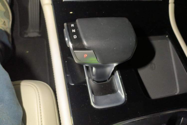Used Li Auto ONE 2020 Extended-Range 6-Seater Version Gear Lever