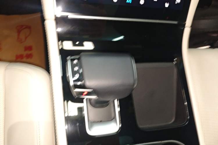 Used Li Auto ONE 2020 Extended-Range 6-Seater Version Gear Lever