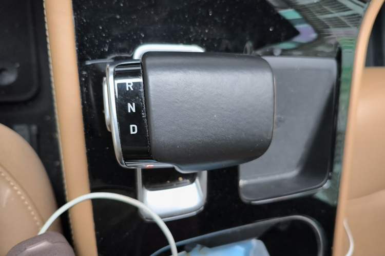 Used Li Auto ONE 2020 Extended-Range 6-Seater Version Gear Lever