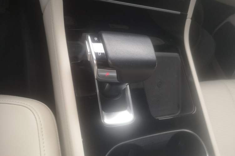 Used Li Auto ONE 2020 Extended-Range 6-Seater Version Gear Lever