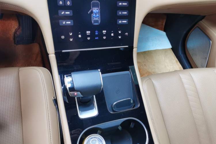 Used Li Auto ONE 2020 Extended-Range 6-Seater Version Gear Lever