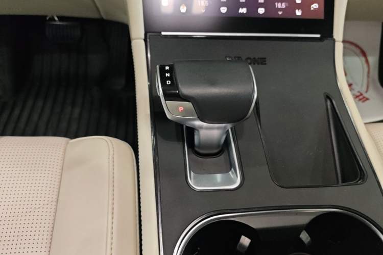 Used Li Auto ONE 2020 Extended-Range 6-Seater Version Gear Lever