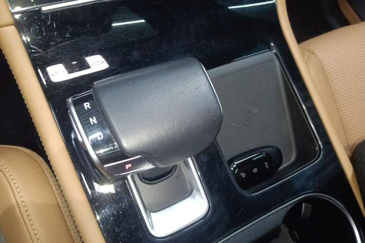 Used Li Auto ONE 2020 Extended-Range 6-Seater Version Gear Lever