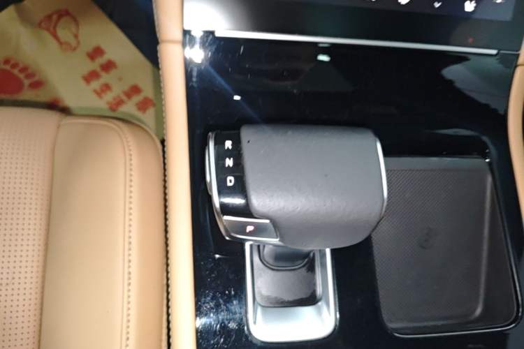 Used Li Auto ONE 2020 Extended-Range 6-Seater Version Gear Lever