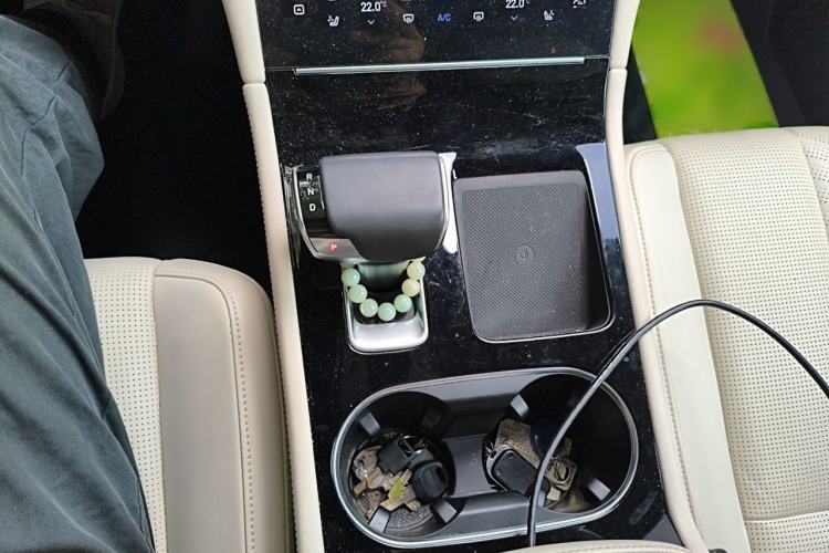 Used Li Auto ONE 2020 Extended-Range 6-Seater Version Gear Lever
