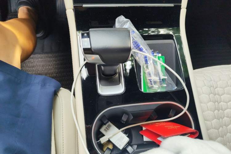 Used Li Auto ONE 2020 Extended-Range 6-Seater Version Gear Lever