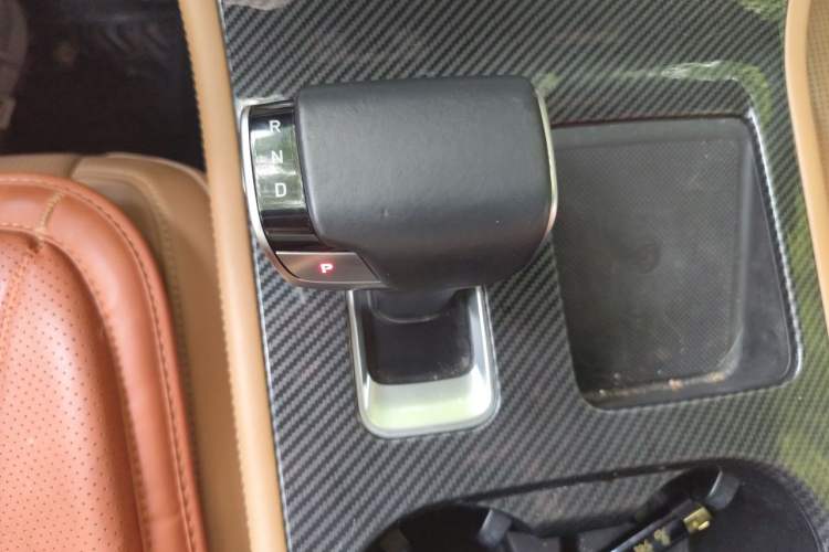Used Li Auto ONE 2020 Extended-Range 6-Seater Version Gear Lever