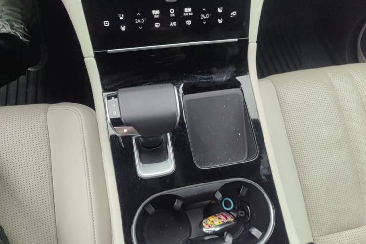 Used Li Auto ONE 2020 Extended-Range 6-Seater Version Gear Lever