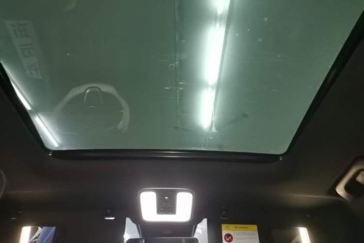 Used Li Auto ONE 2020 Extended-Range 6-Seater Version Headliner