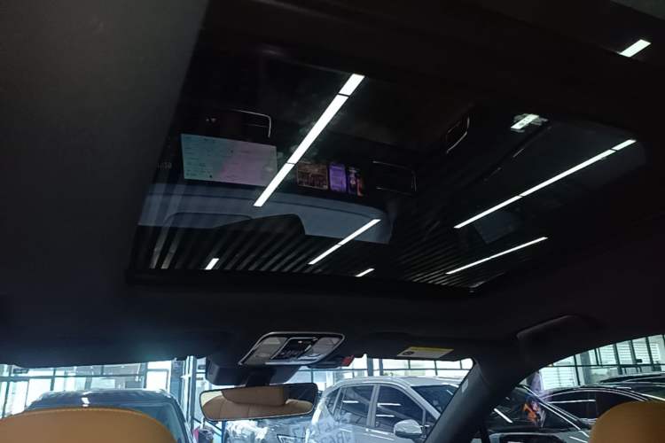 Used Li Auto ONE 2020 Extended-Range 6-Seater Version Headliner