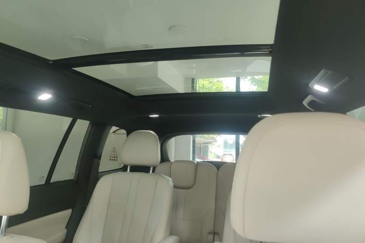 Used Li Auto ONE 2020 Extended-Range 6-Seater Version Headliner