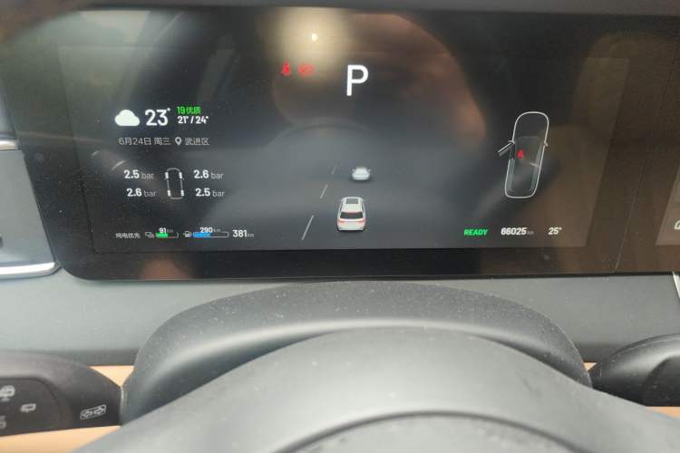 Used Li Auto ONE 2020 Extended-Range 6-Seater Version Instrument Cluster