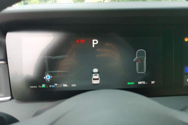 Used Li Auto ONE 2020 Extended-Range 6-Seater Version Instrument Cluster