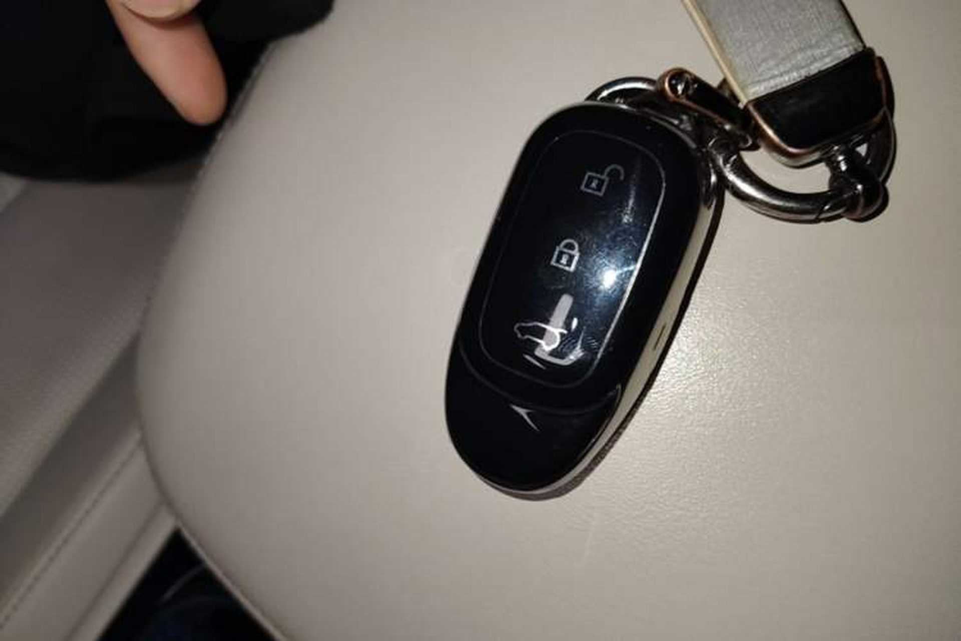 Used Li Auto ONE 2020 Extended-Range 6-Seater Version Interior 1