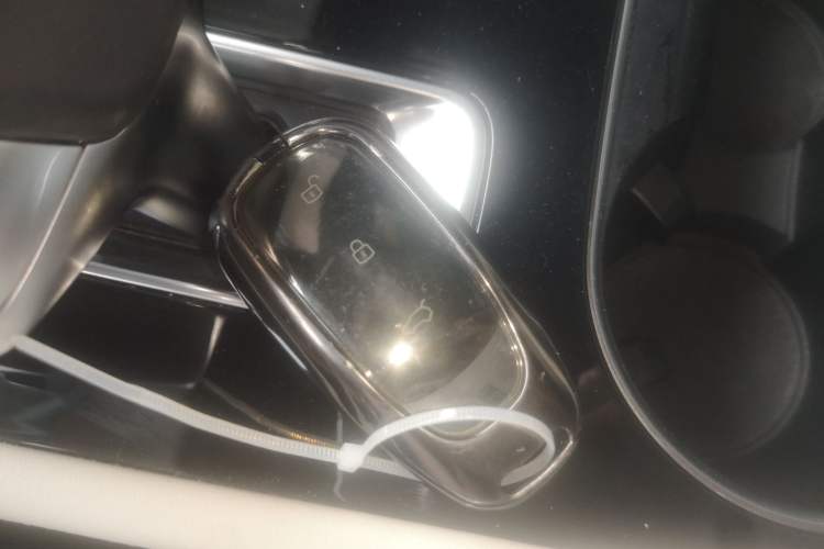 Used Li Auto ONE 2020 Extended-Range 6-Seater Version Interior 1