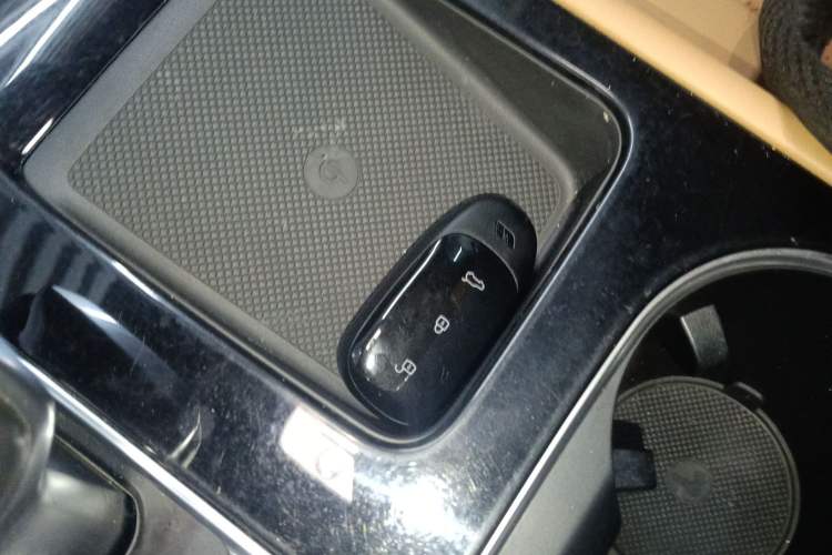 Used Li Auto ONE 2020 Extended-Range 6-Seater Version Interior 1