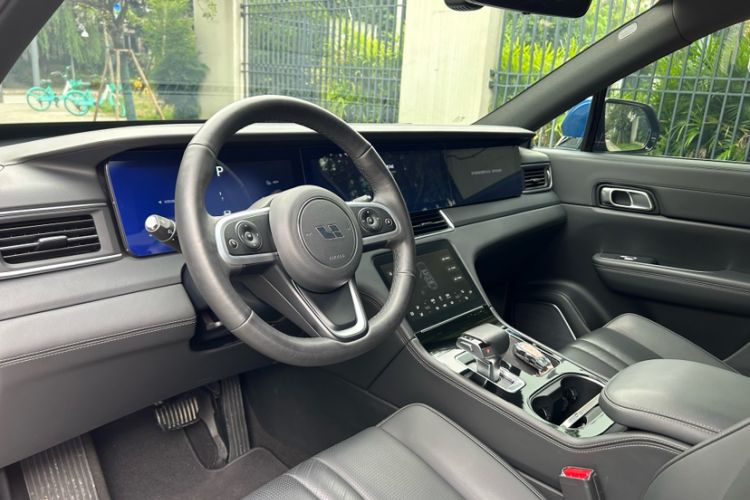 Used Li Auto ONE 2020 Extended-Range 6-Seater Version Interior 10