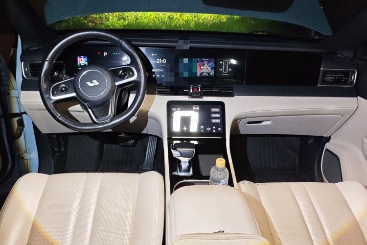Used Li Auto ONE 2020 Extended-Range 6-Seater Version Interior 2