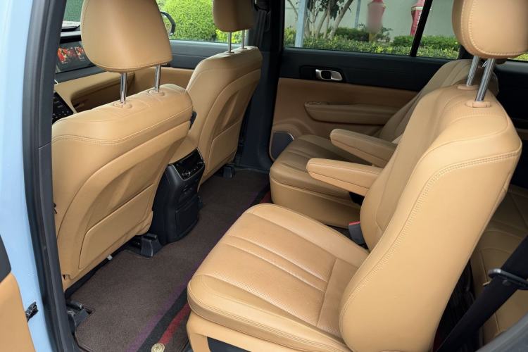 Used Li Auto ONE 2020 Extended-Range 6-Seater Version Interior 4