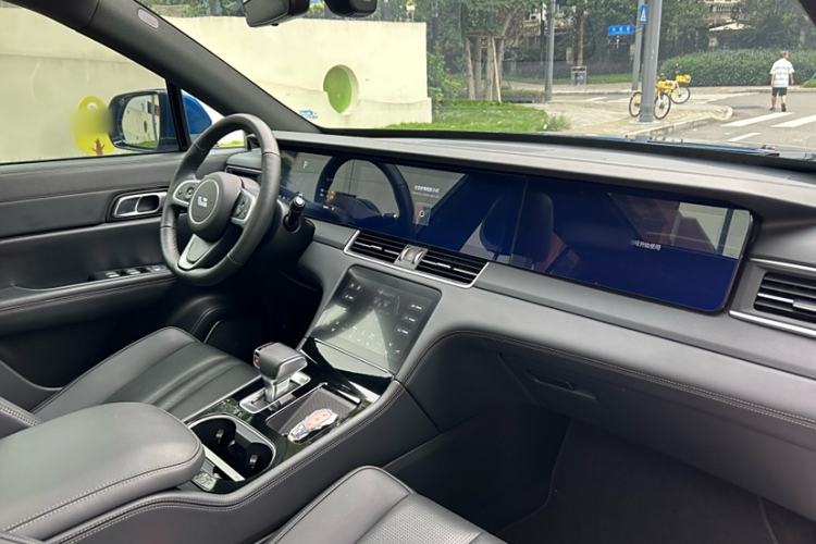 Used Li Auto ONE 2020 Extended-Range 6-Seater Version Interior 4