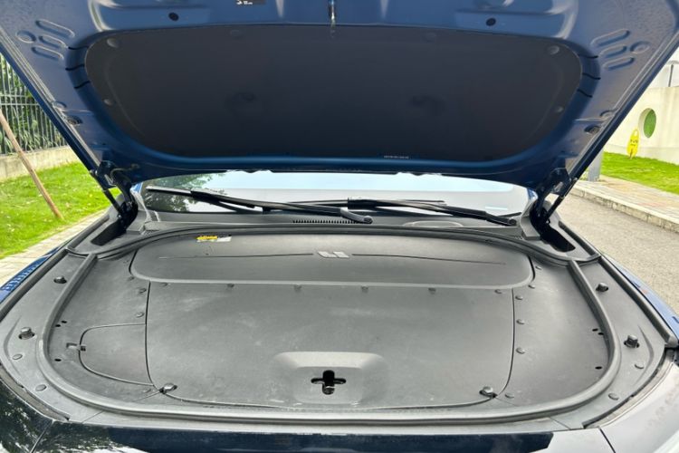Used Li Auto ONE 2020 Extended-Range 6-Seater Version Interior 9