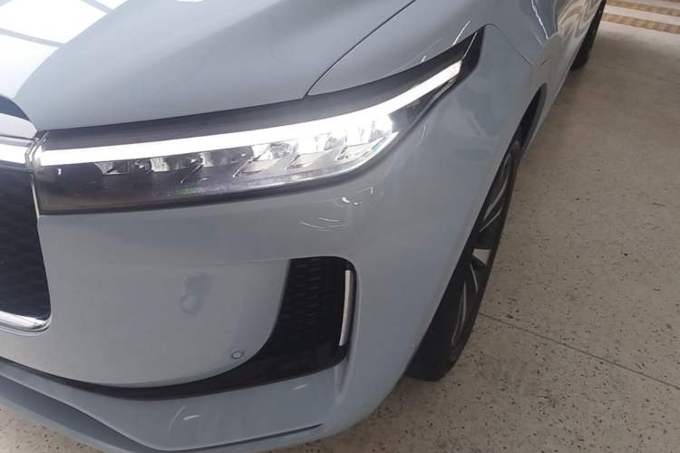 Used Li Auto ONE 2020 Extended-Range 6-Seater Version Left Front Headlight