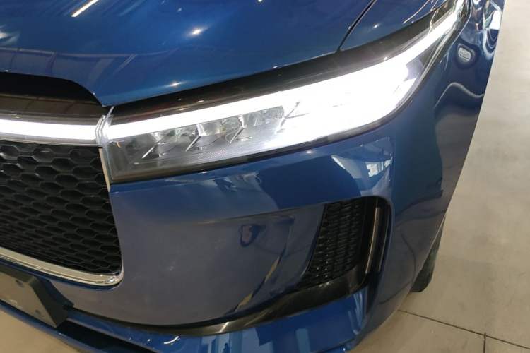 Used Li Auto ONE 2020 Extended-Range 6-Seater Version Left Front Headlight