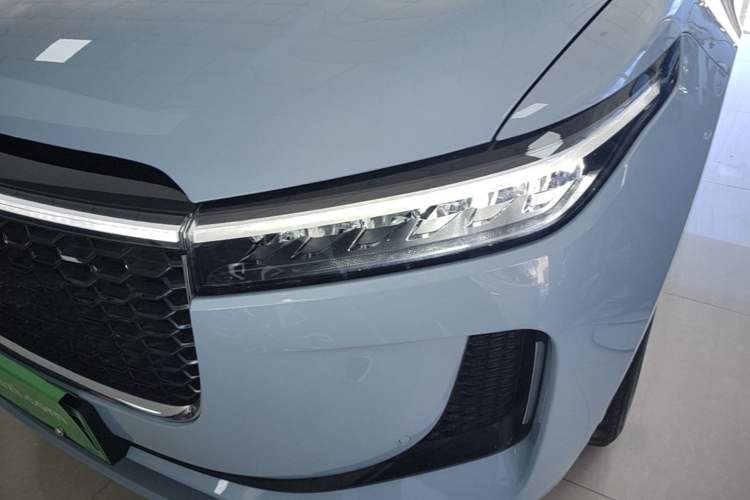 Used Li Auto ONE 2020 Extended-Range 6-Seater Version Left Front Headlight