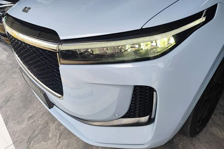 Used Li Auto ONE 2020 Extended-Range 6-Seater Version Left Front Headlight