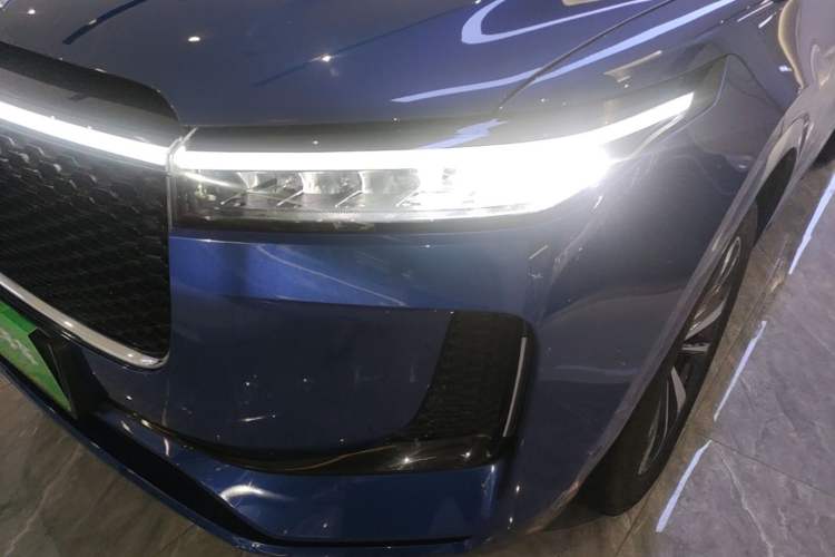Used Li Auto ONE 2020 Extended-Range 6-Seater Version Left Front Headlight