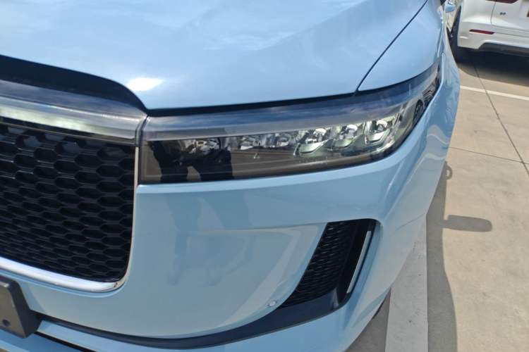 Used Li Auto ONE 2020 Extended-Range 6-Seater Version Left Front Headlight