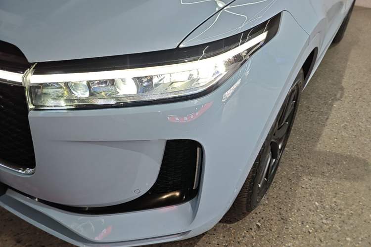 Used Li Auto ONE 2020 Extended-Range 6-Seater Version Left Front Headlight