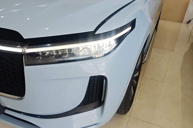 Used Li Auto ONE 2020 Extended-Range 6-Seater Version Left Front Headlight