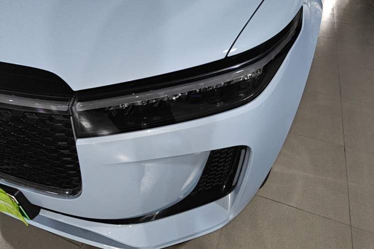 Used Li Auto ONE 2020 Extended-Range 6-Seater Version Left Front Headlight