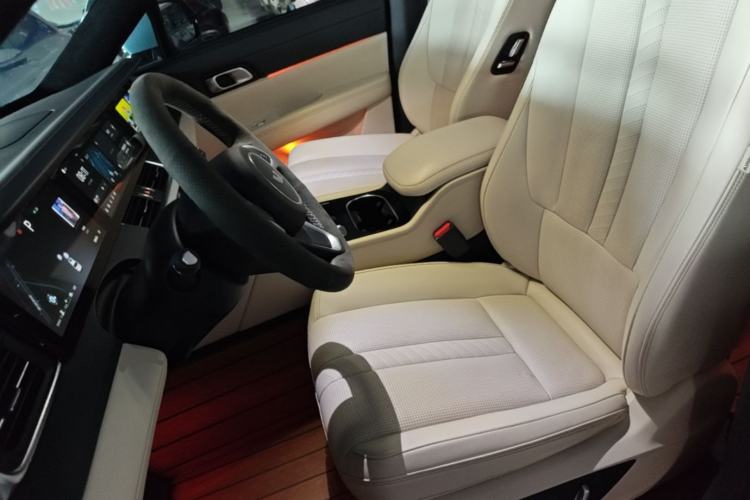 Used Li Auto ONE 2020 Extended-Range 6-Seater Version Left Front Seat