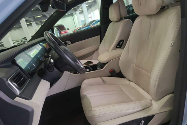 Used Li Auto ONE 2020 Extended-Range 6-Seater Version Left Front Seat