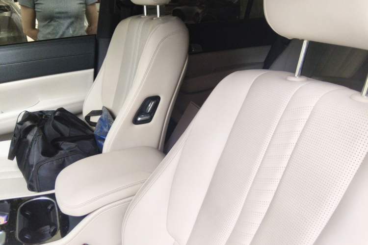 Used Li Auto ONE 2020 Extended-Range 6-Seater Version Left Front Seat
