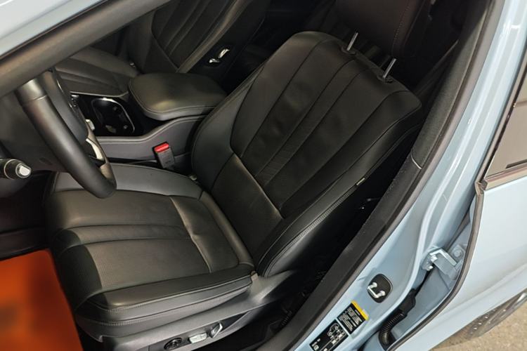 Used Li Auto ONE 2020 Extended-Range 6-Seater Version Left Front Seat