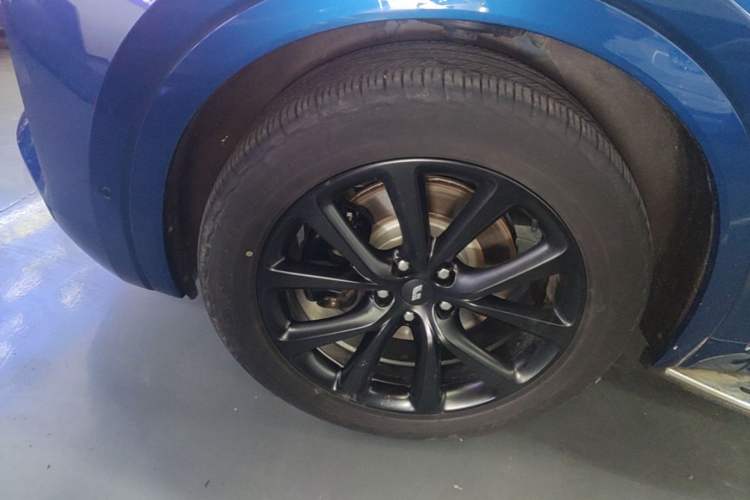 Used Li Auto ONE 2020 Extended-Range 6-Seater Version Left Front Wheel Hub