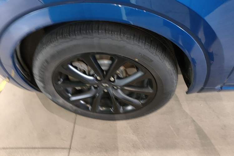 Used Li Auto ONE 2020 Extended-Range 6-Seater Version Left Front Wheel Hub