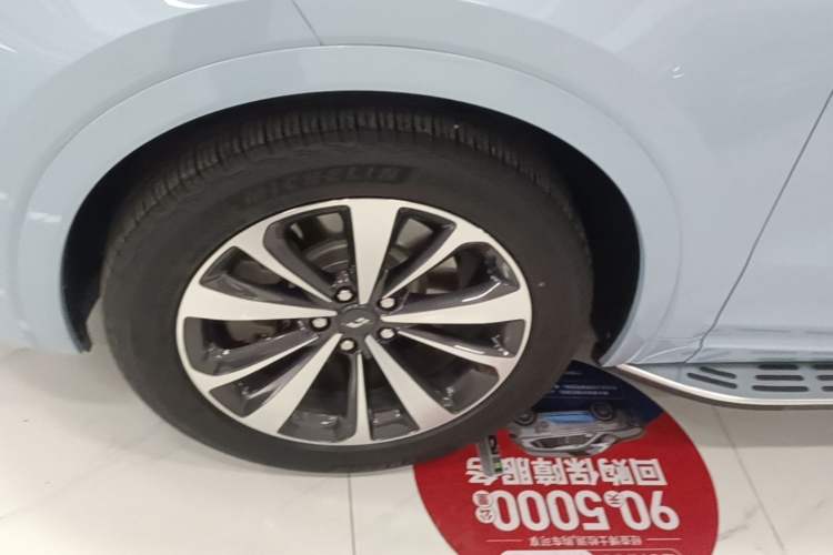 Used Li Auto ONE 2020 Extended-Range 6-Seater Version Left Front Wheel Hub