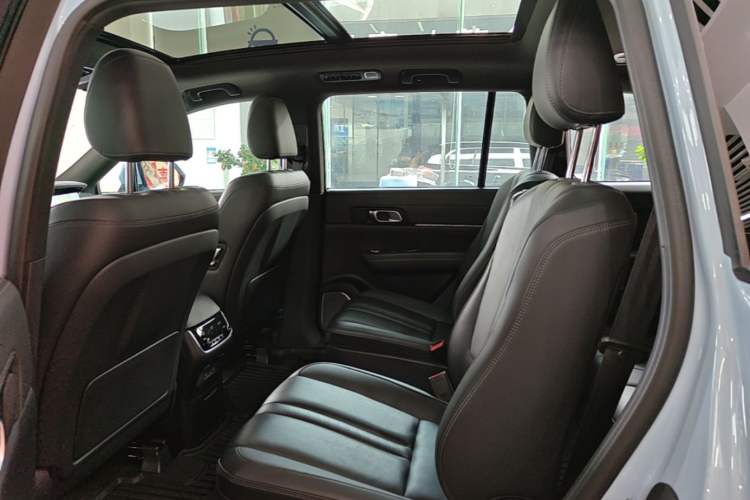 Used Li Auto ONE 2020 Extended-Range 6-Seater Version Left Rear Seat