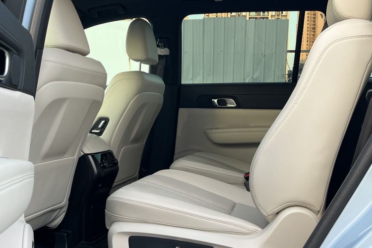 Used Li Auto ONE 2020 Extended-Range 6-Seater Version Left Rear Seat