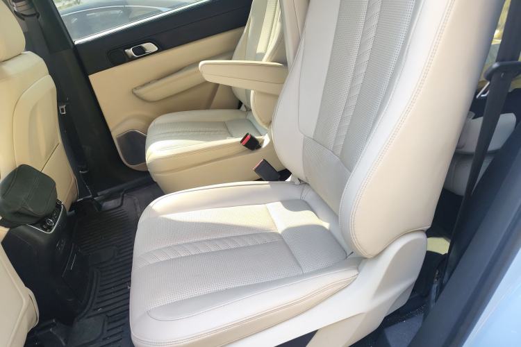 Used Li Auto ONE 2020 Extended-Range 6-Seater Version Left Rear Seat