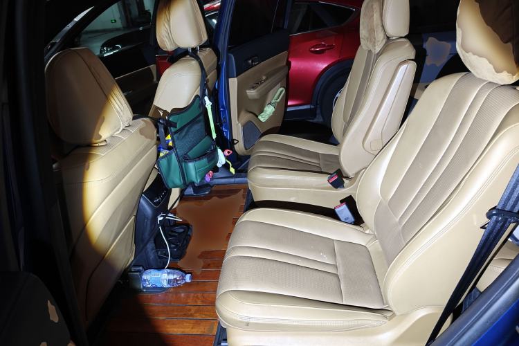 Used Li Auto ONE 2020 Extended-Range 6-Seater Version Left Rear Seat