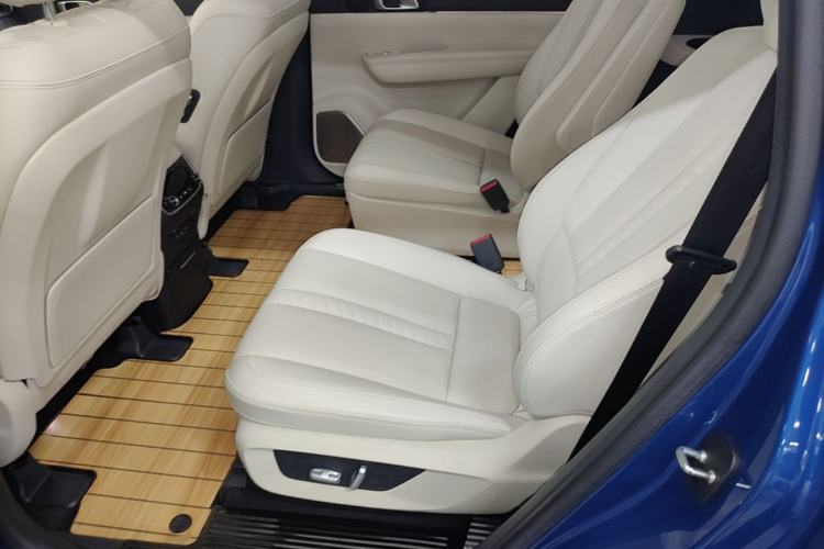 Used Li Auto ONE 2020 Extended-Range 6-Seater Version Left Rear Seat