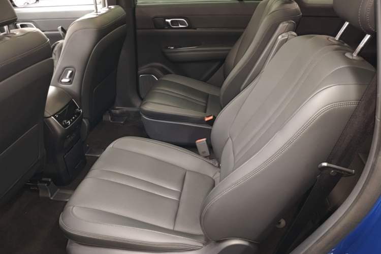 Used Li Auto ONE 2020 Extended-Range 6-Seater Version Left Rear Seat