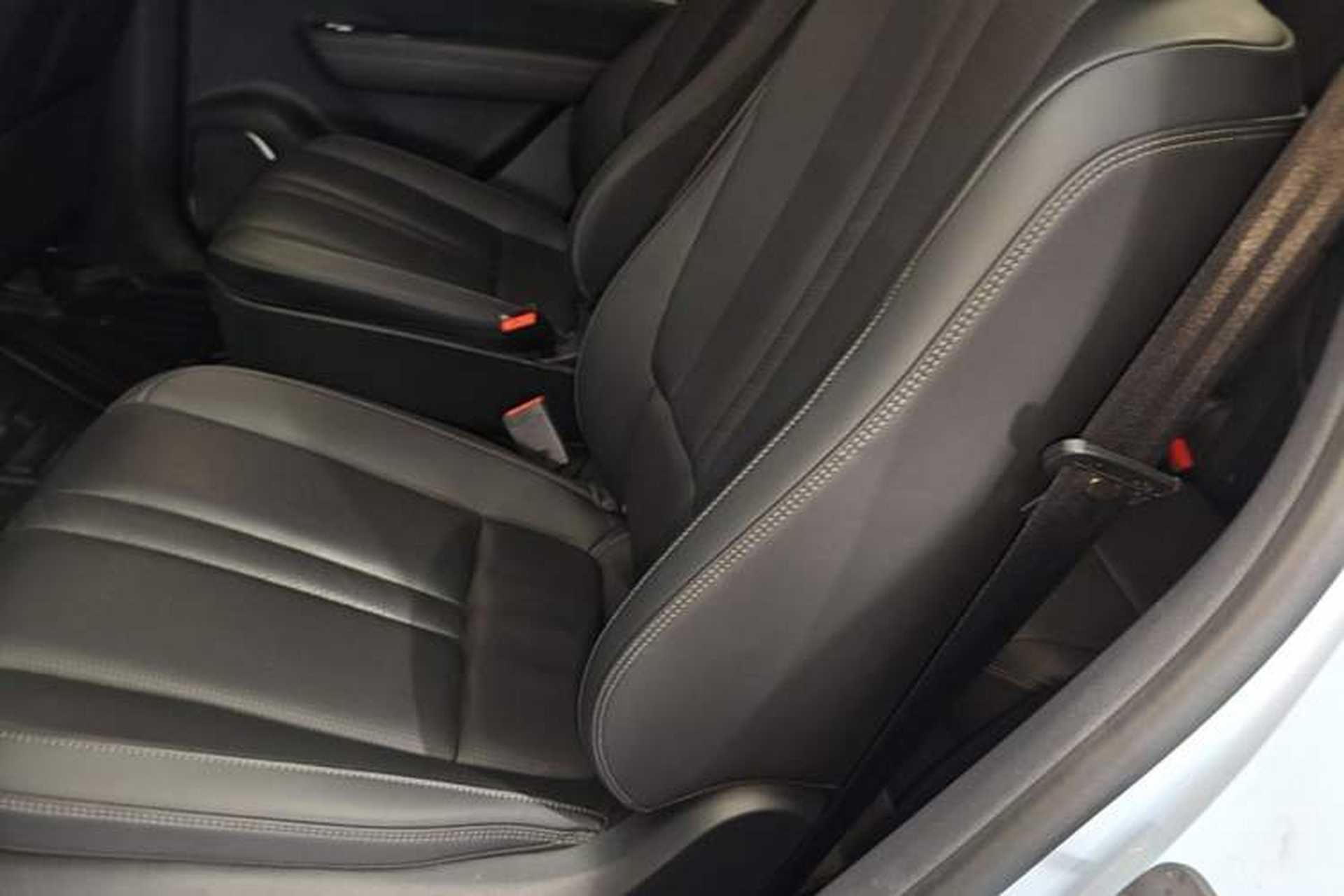 Used Li Auto ONE 2020 Extended-Range 6-Seater Version Left Rear Seat